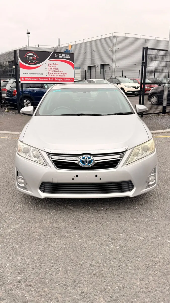Toyota Camry Hybrid 2012 - Image 1