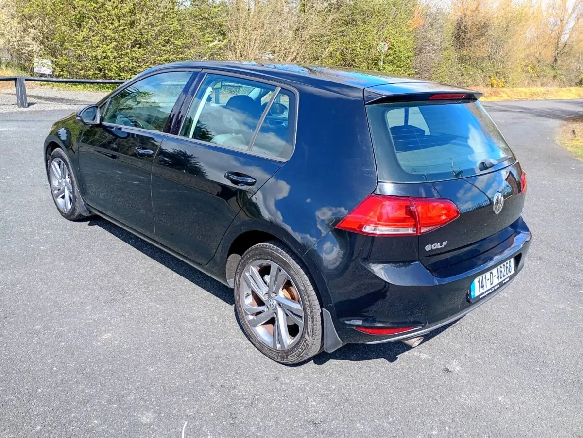 Volkswagen Golf - Image 4