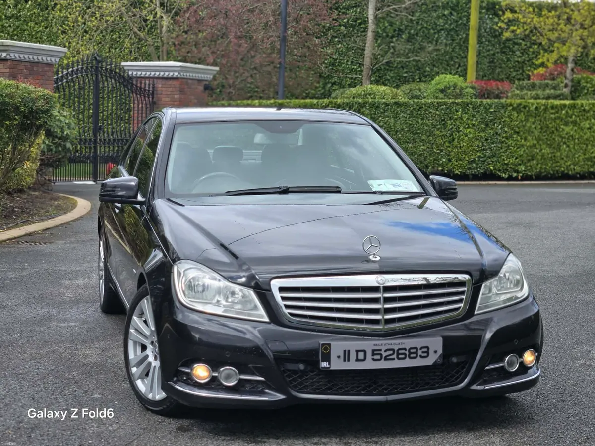 2011 Mercedes C220 Diesel - Image 2