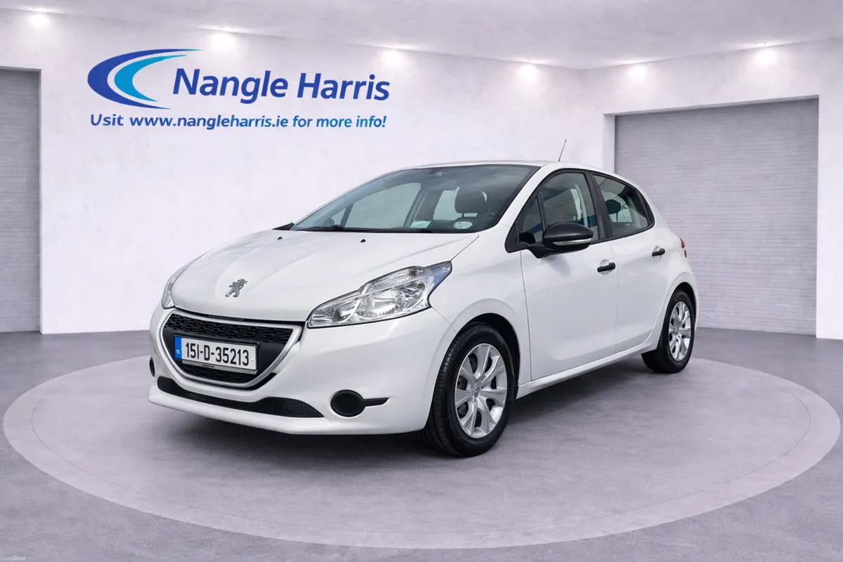 Peugeot 208 2015 - Image 1