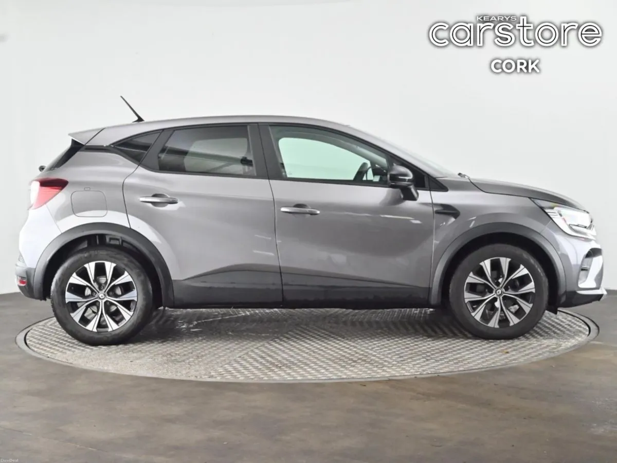 Renault Captur TCe 140 Auto Evolution - Image 3