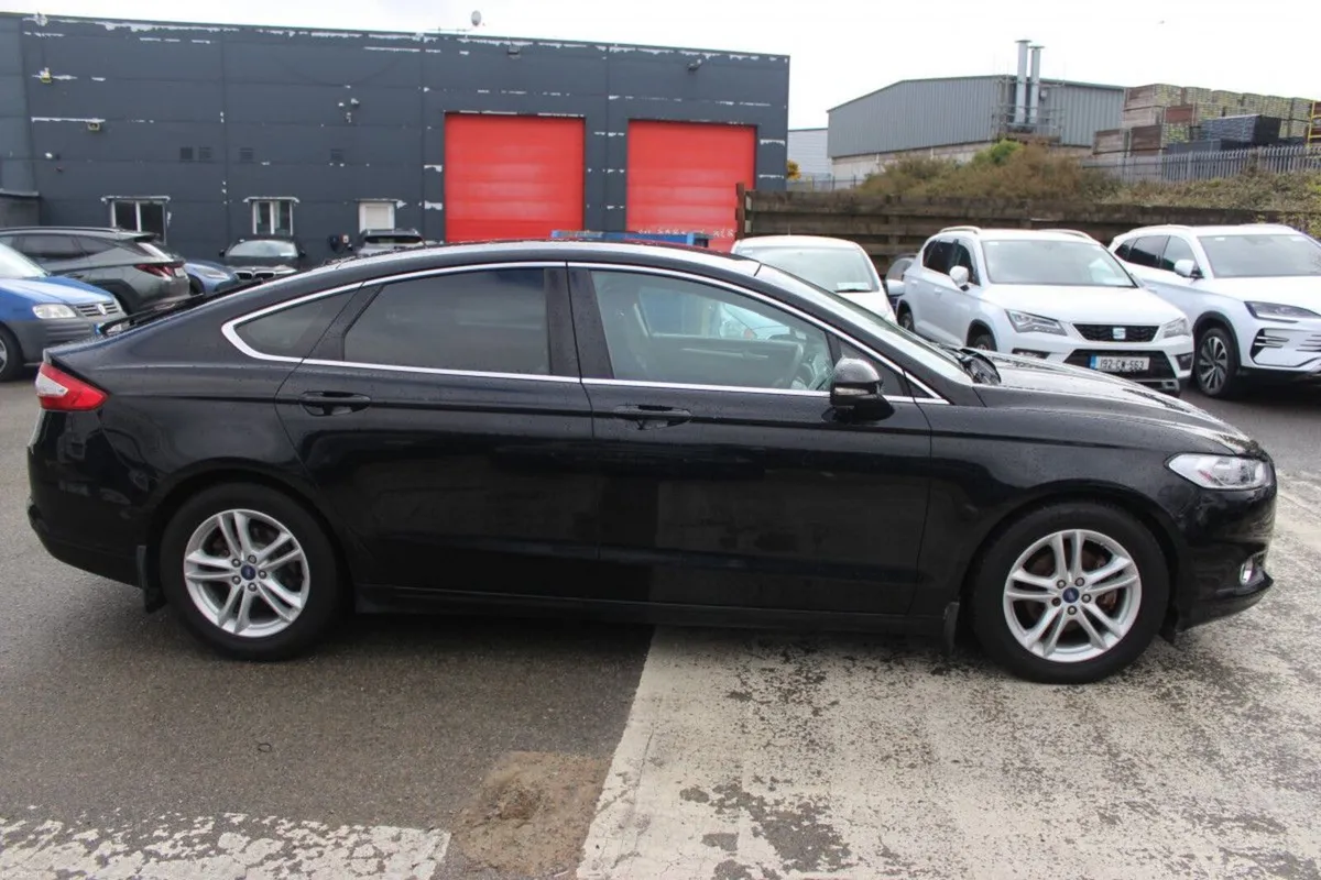 Ford Mondeo 1.5TDCi 120PS Zetec - TENDER 39 - Image 4