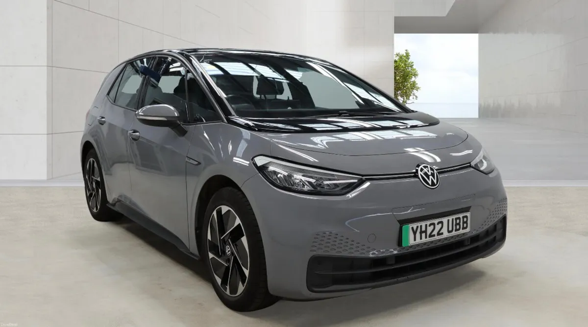 2022 Volkswagen ID.3 Life Pro 58KWH - Image 2