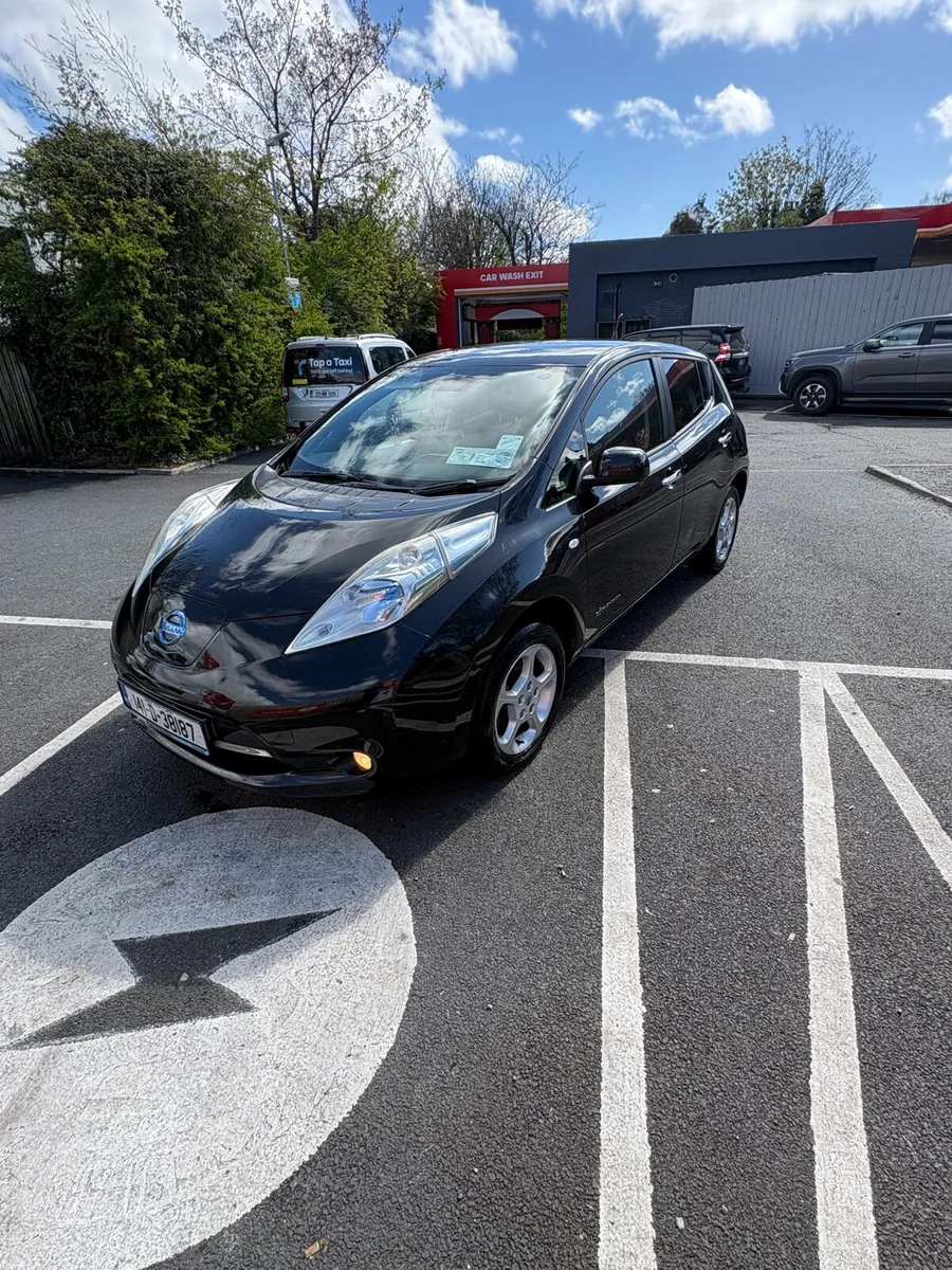 Nissan Leaf - Image 1