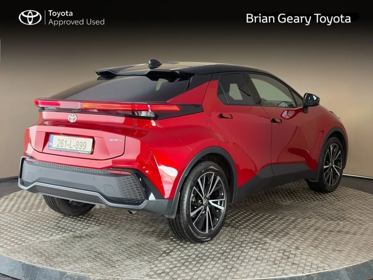 Toyota C-HR HYBRID SOL - Image 2
