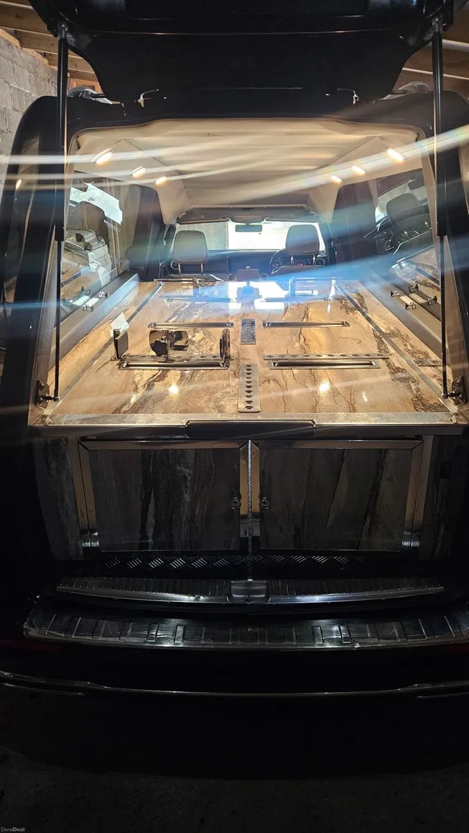 2018 Mercedes-Benz Hearse - Image 2