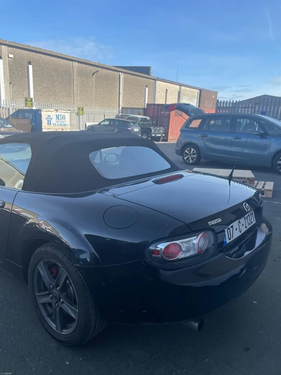 Mazda MX-5 2007 - Image 2
