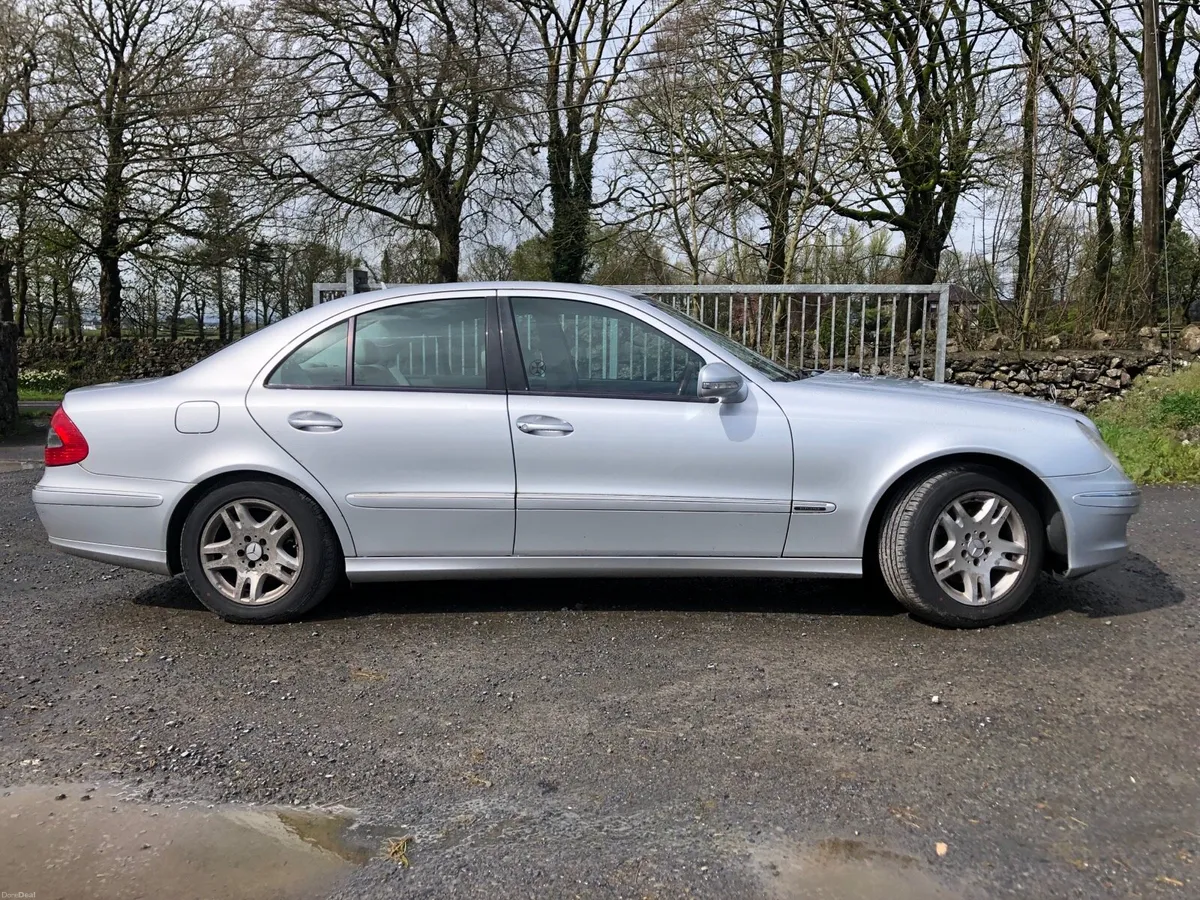 Mercedes W211 E-Class Elegance 1.8L Kompressor - Image 3