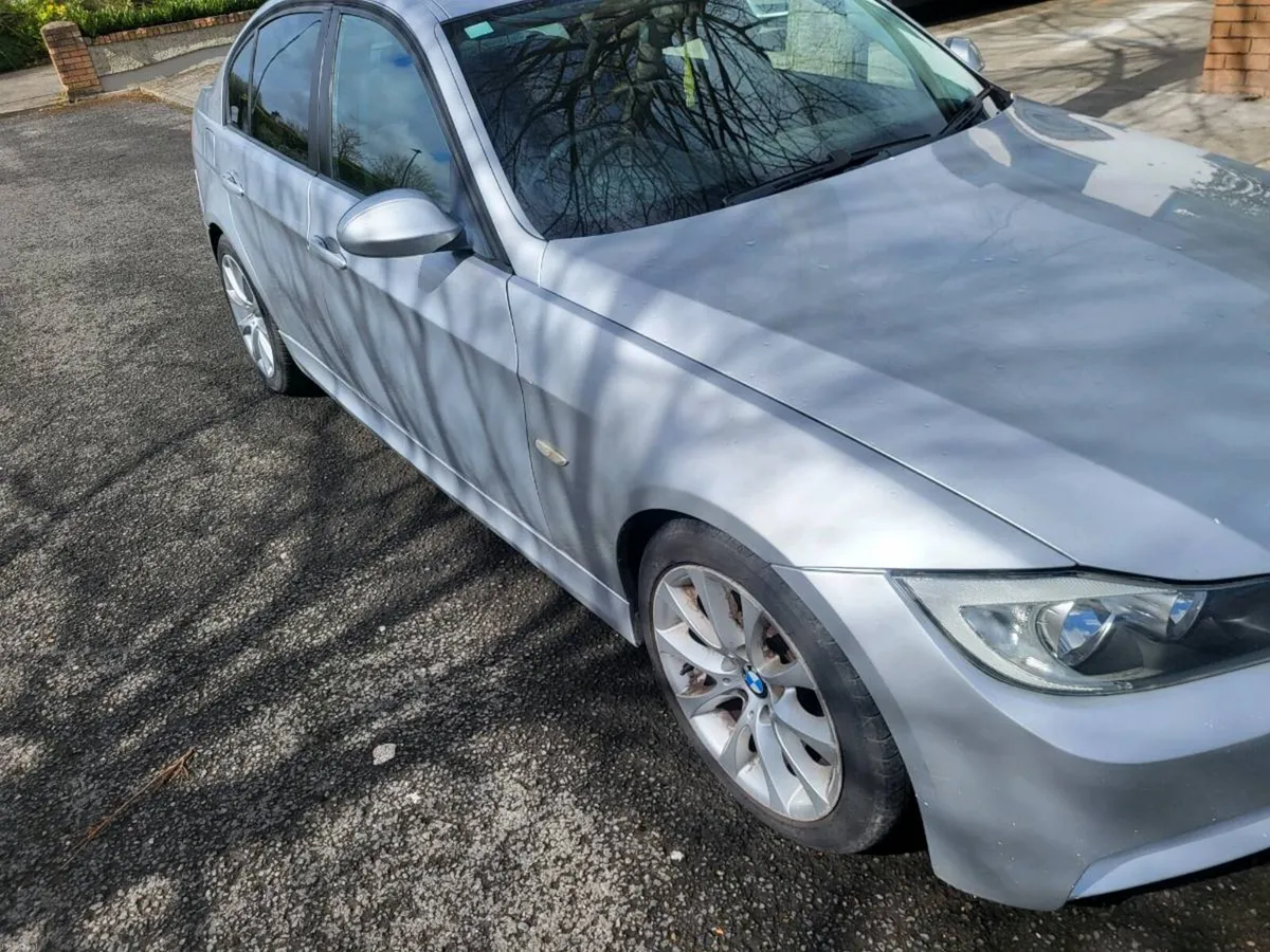 Bmw 318 e90 - Image 2