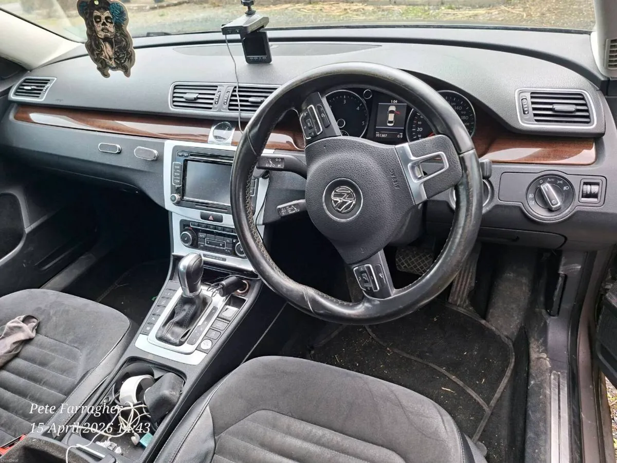 2011 VW PASSAT automatic - Image 3