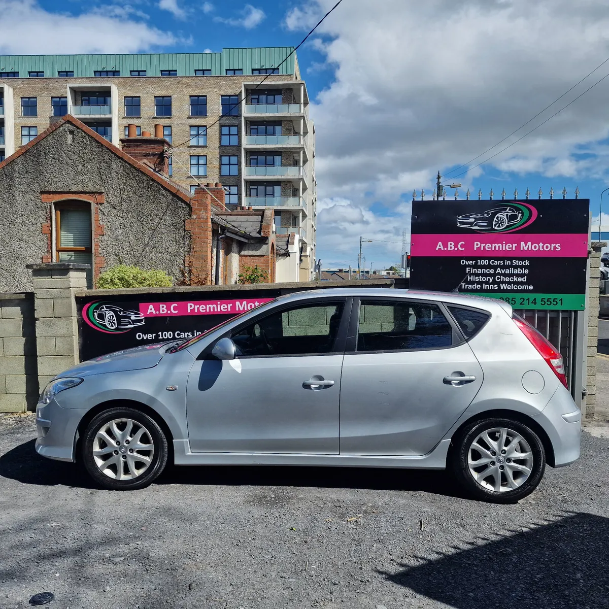 Hyundai i30 2011 Nct 08/26 - Image 2