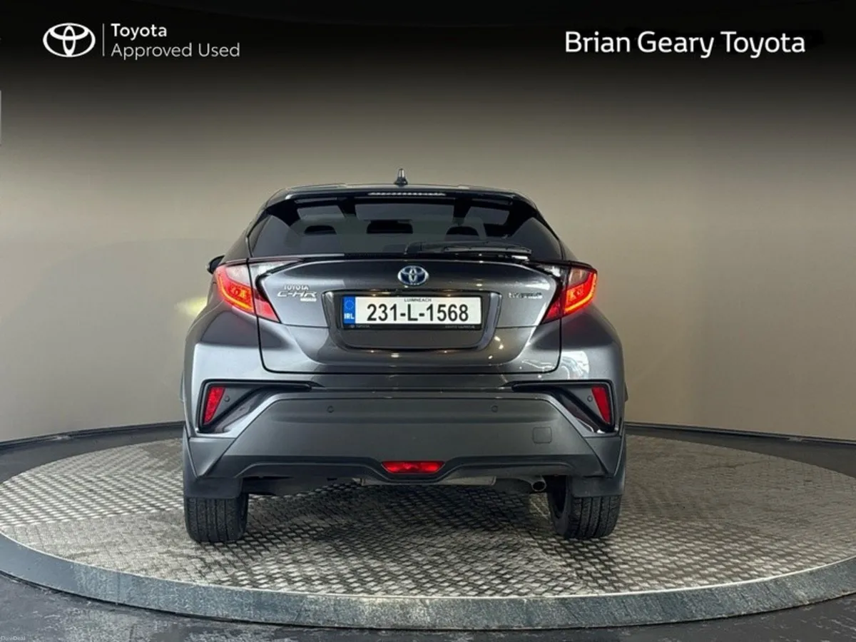 Toyota C-HR HYBRID SPORT - Image 4