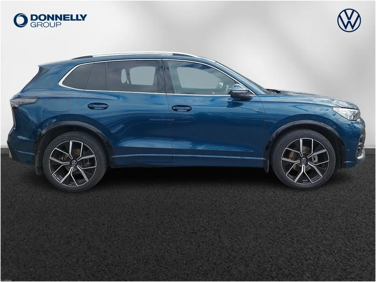 Volkswagen Tiguan Estate R-Line - Image 4
