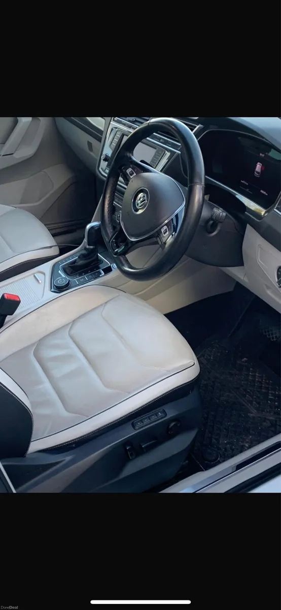 Volkswagen Tiguan - Image 3