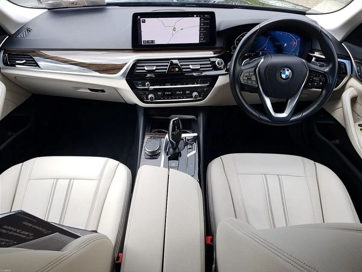 BMW 5-Series 520d SE - Image 4