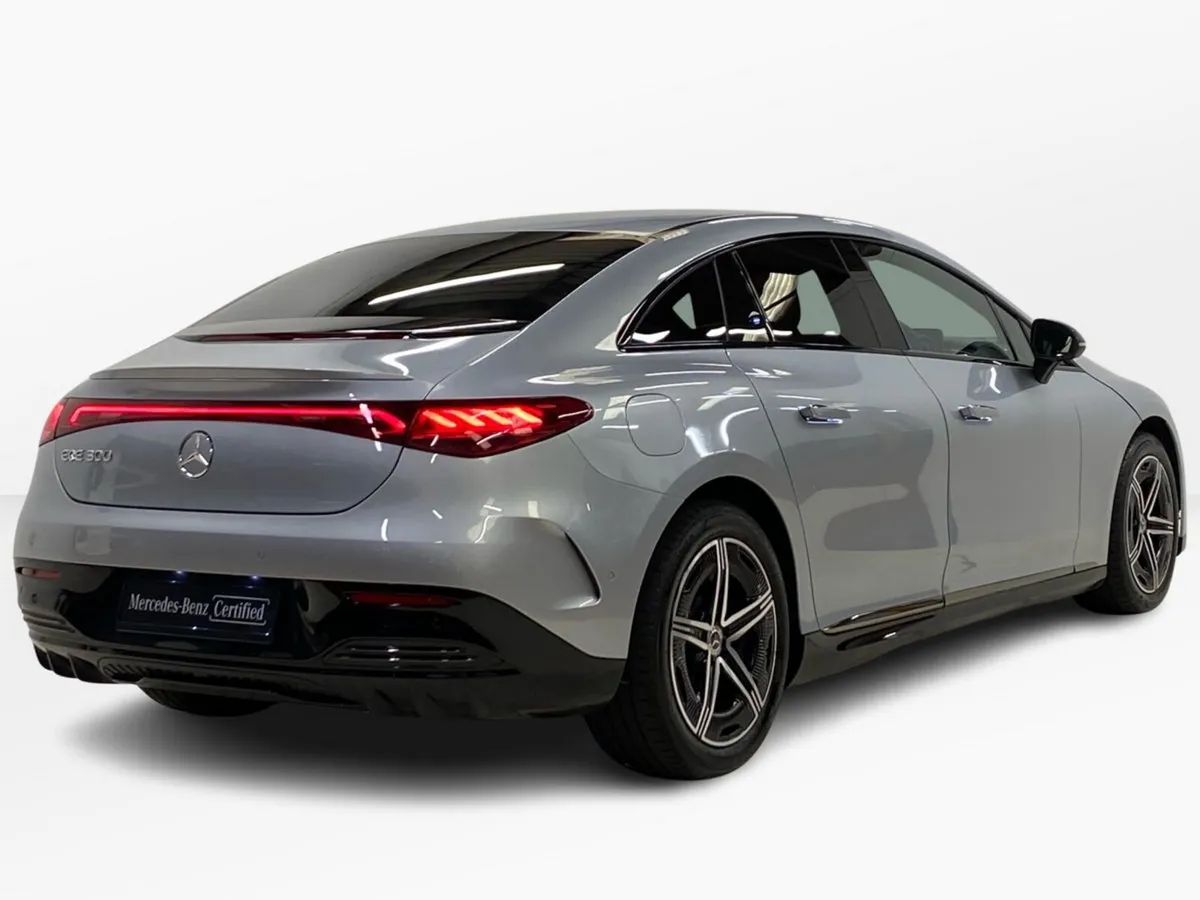 Mercedes-Benz EQE EQE 300 AMG Line Night Edition - Image 3