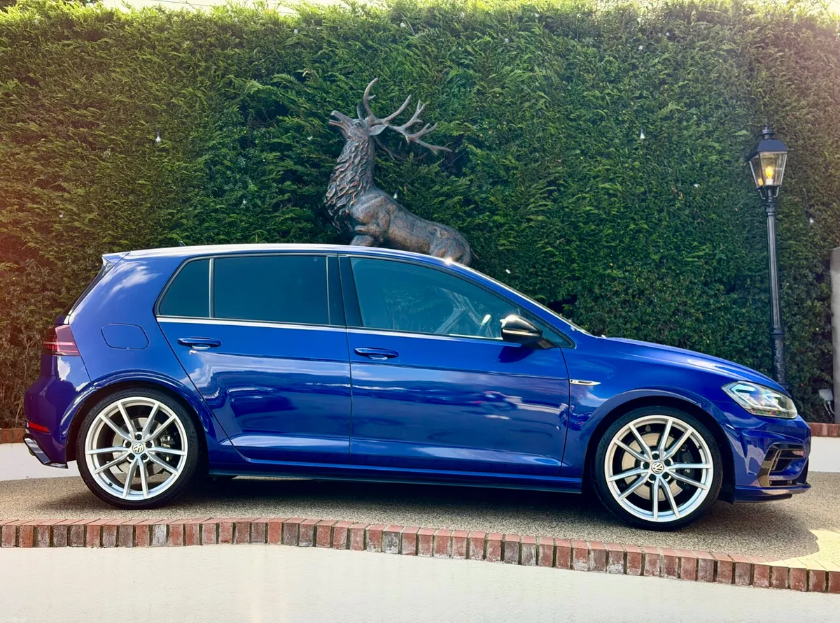 Volkswagen Golf R DSG Lapiz blue 310bhp - Image 3