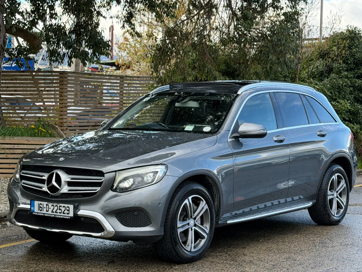 2016 Mercedes-Benz GLC..4 MATIC..PAN ROOF..2 KEYS - Image 1