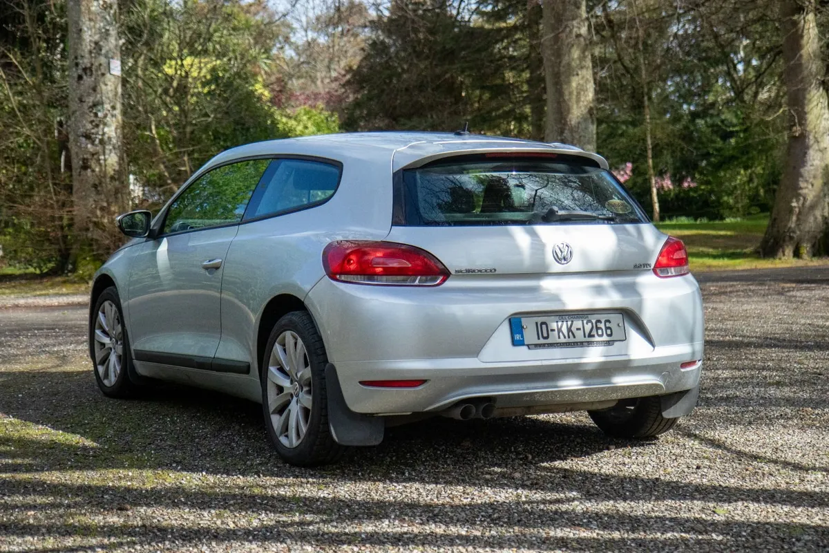 Volkswagen Scirocco 2010 - Image 3