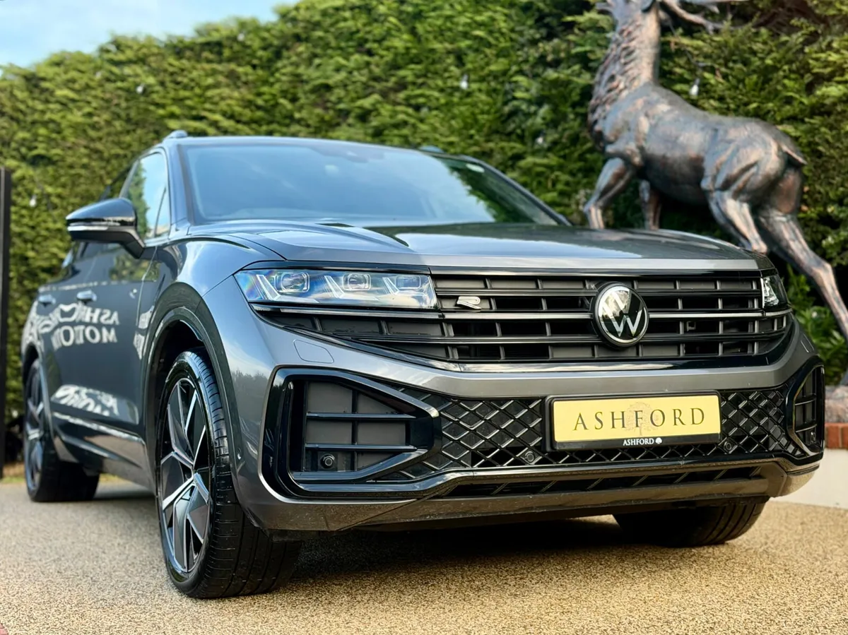 2025 VW TOUREG CREWCAB WITH VAT AS NEW - Image 1