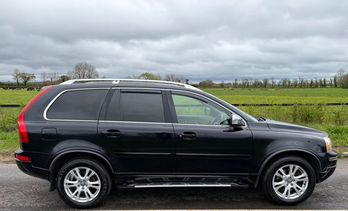 Volvo XC90 D5 SE LUX Automatic 2012 - Image 3
