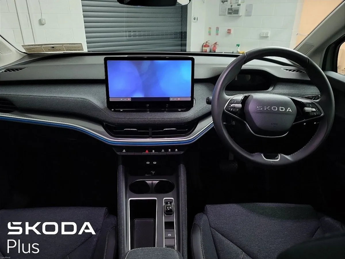 Skoda Elroq Elroq SE 170 50 Electric 55kWh Auto - Image 3