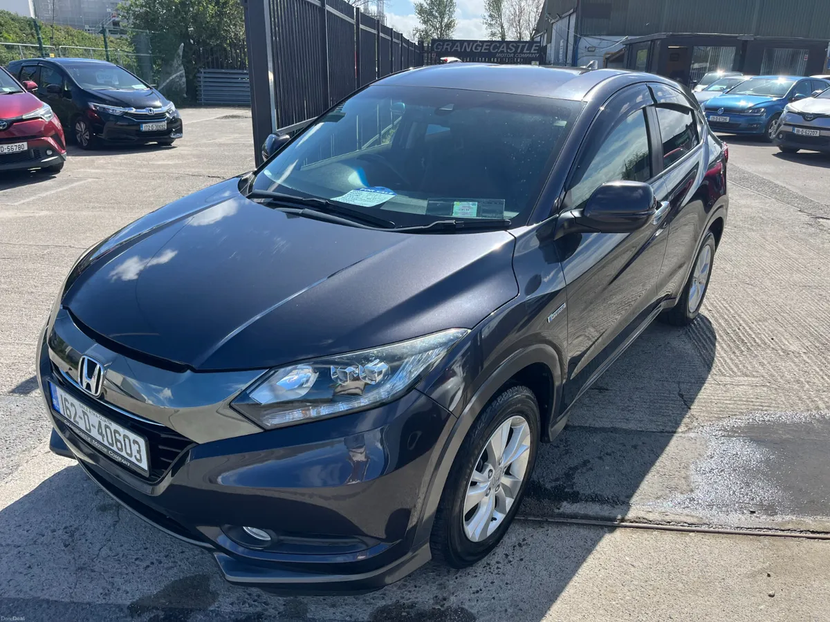 HONDA VEZEL 2016, 1.5 HYBRID AUTO LOW KMS - Image 3