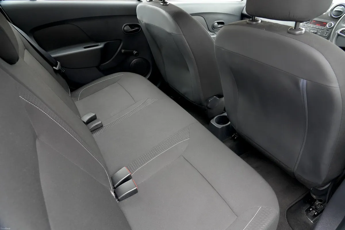 2018 Dacia Sandero 1.0 Petrol Manual - Image 4