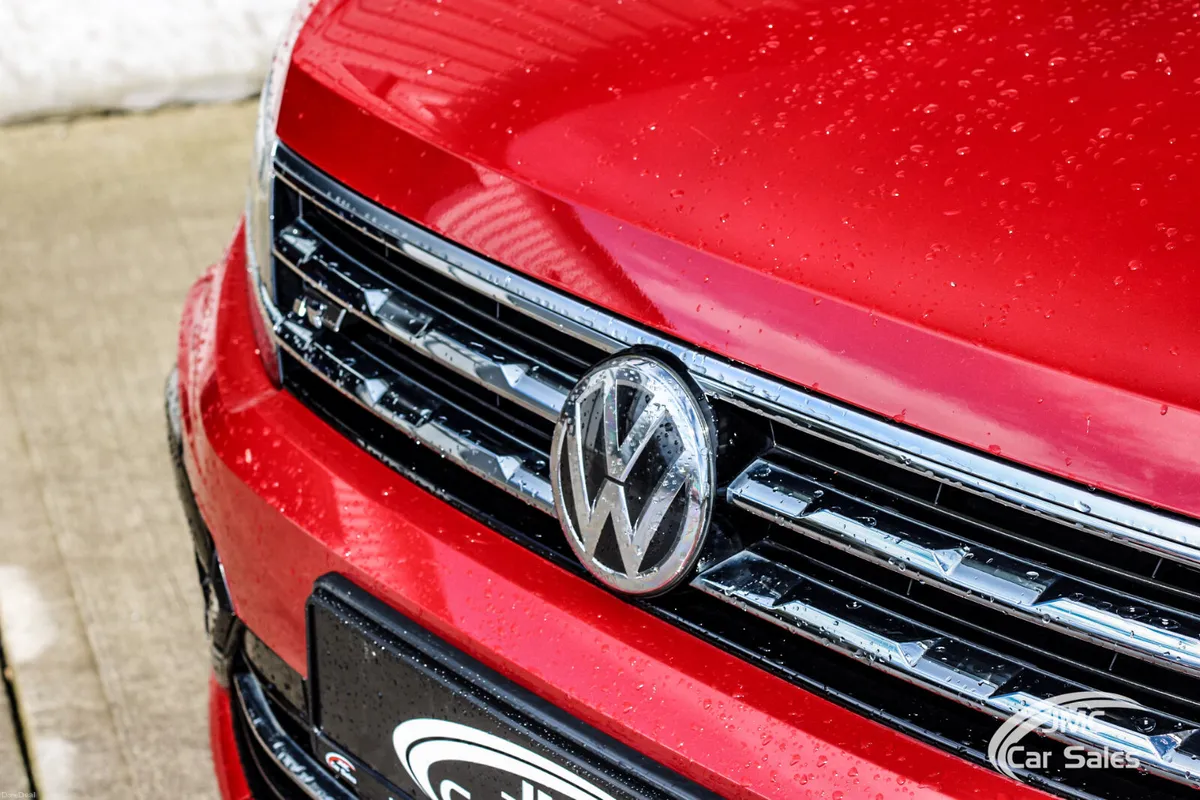 2020 VOLKSWAGEN TIGUAN ALLSPACE R-LINE - Image 3