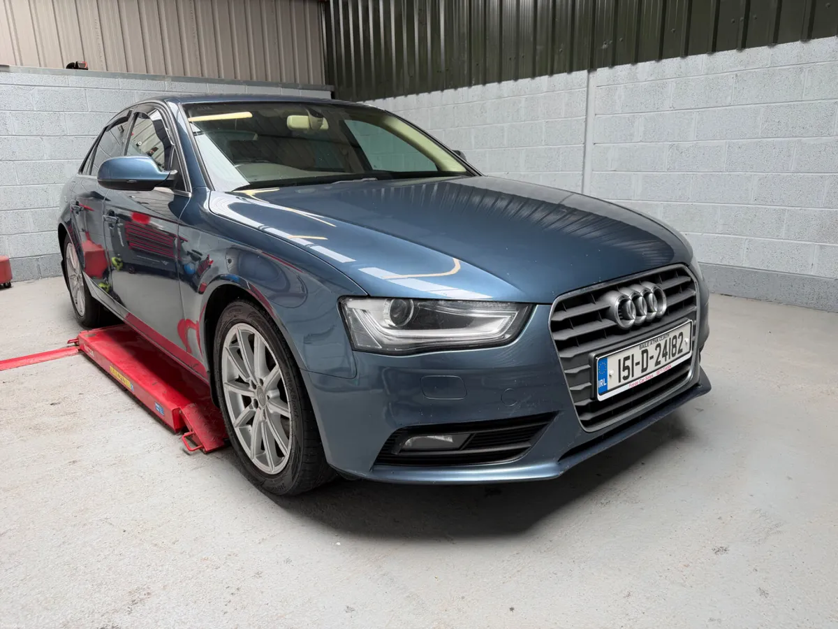 Audi A4 2015 - Image 2