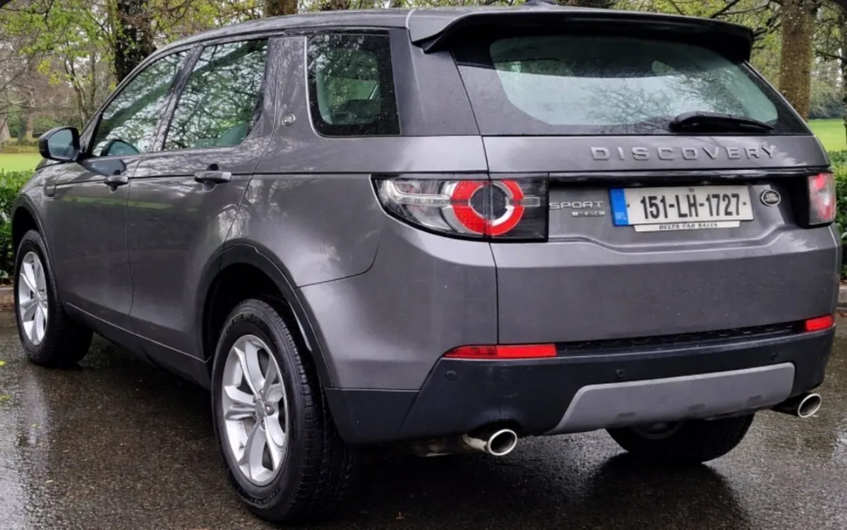 Land Rover Discovery Sport 2.2l *7 Seater* - Image 3