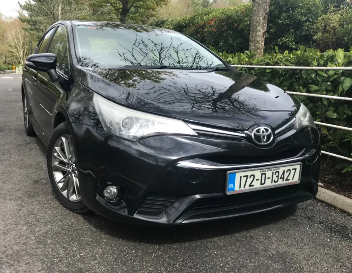 Toyota Avensis  1.6 D-4D Luna Saloon Only 100k KMS - Image 4