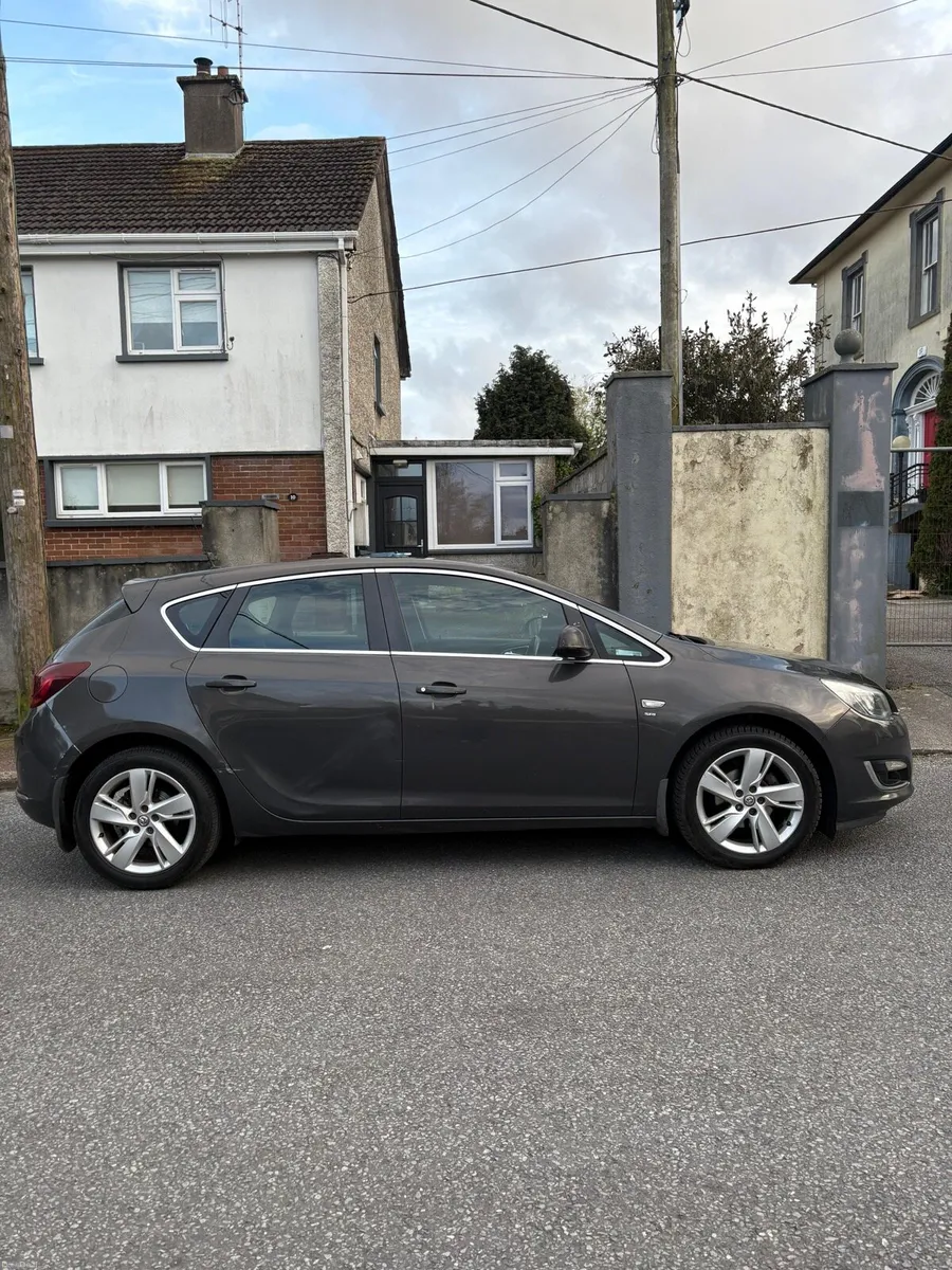 Vauxhall Astra SRI - Image 2