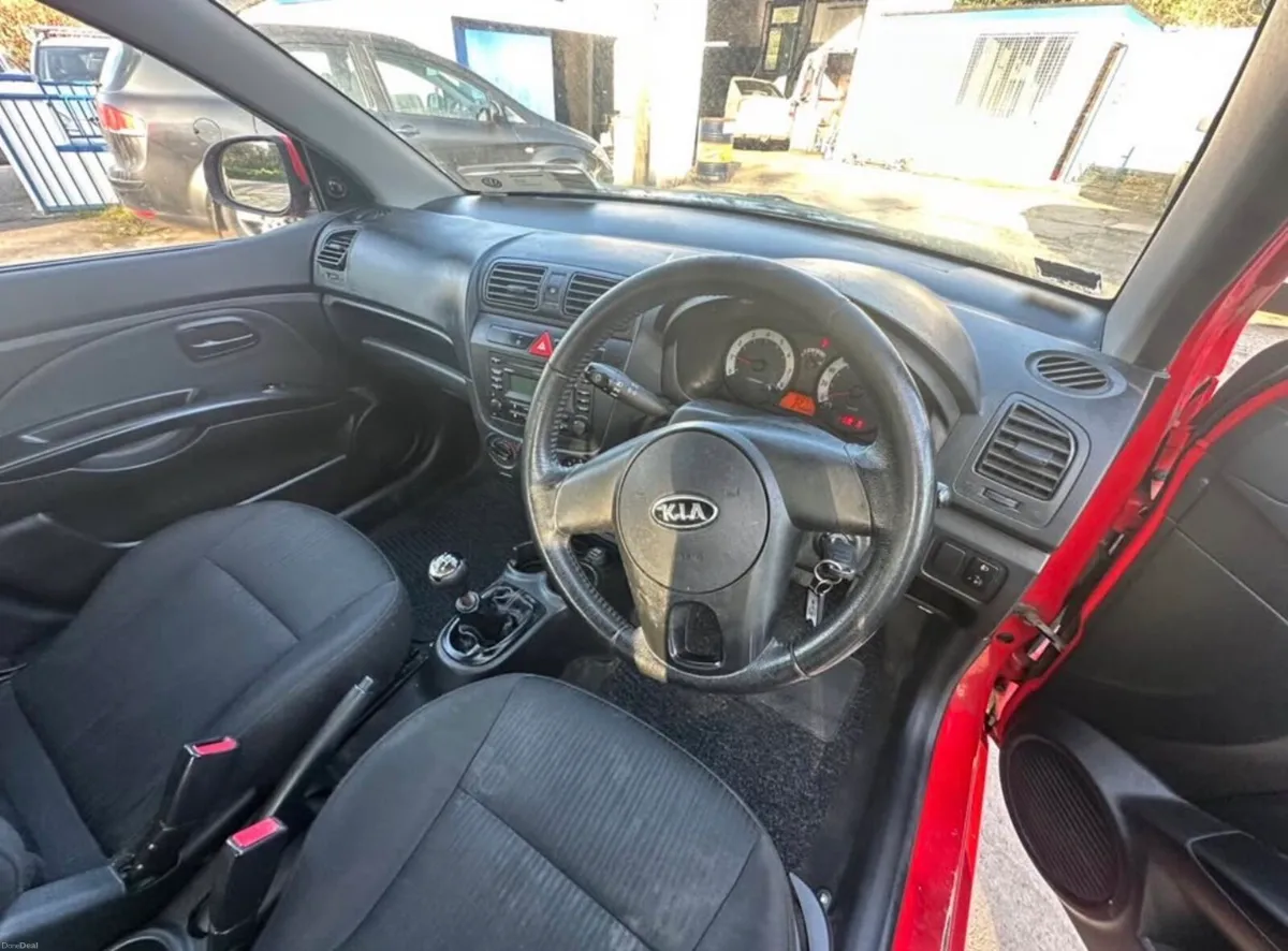 Kia Picanto - Image 3