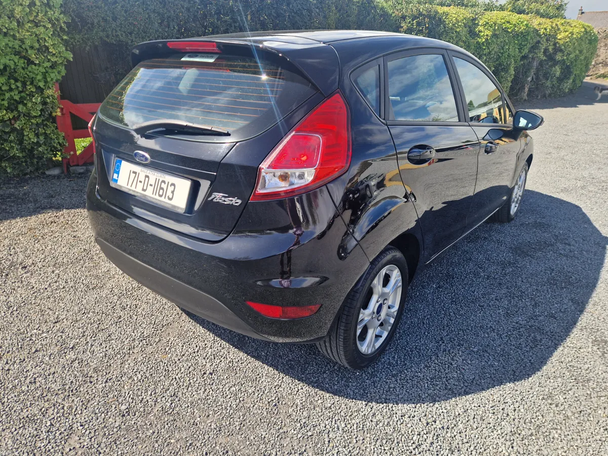 Ford Fiesta 1.25 Zetec 2017 - Image 4