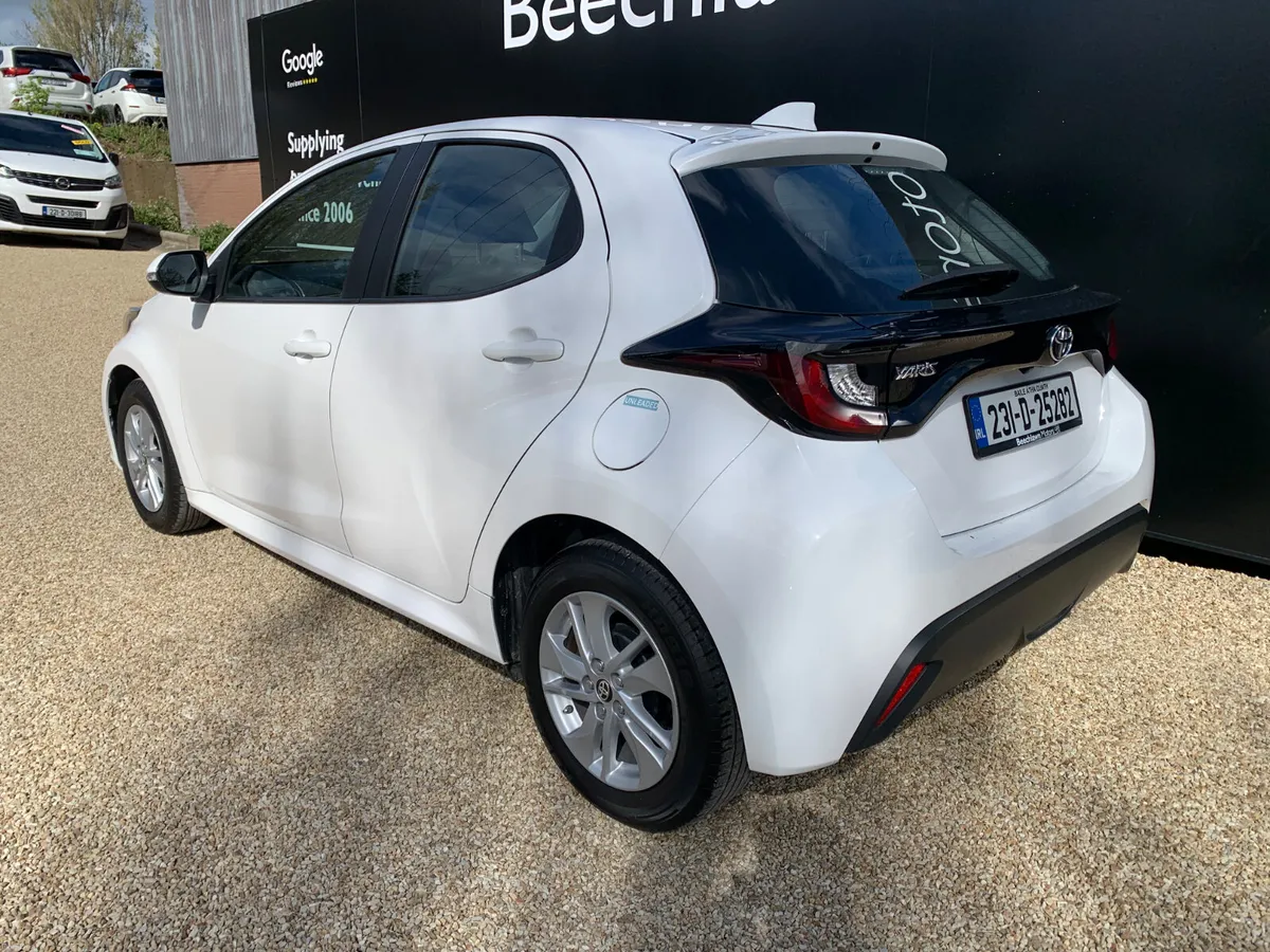 2023 TOYOTA YARIS 1.0 LUNA 5DR - Image 6