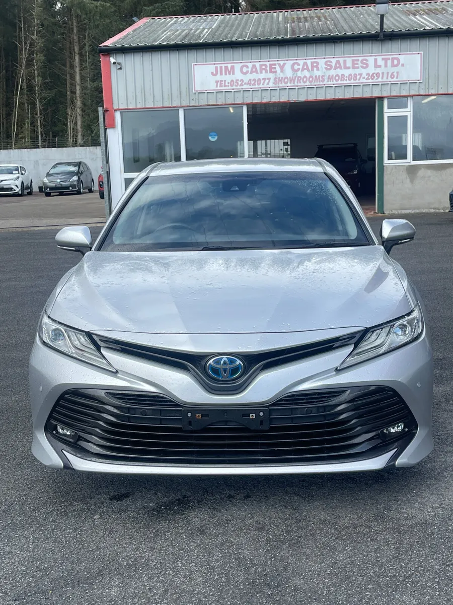 2020 Toyota Camry - Image 2