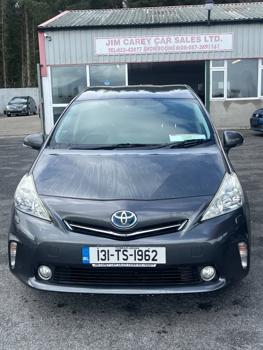 Toyota Prius 2013 - Image 2