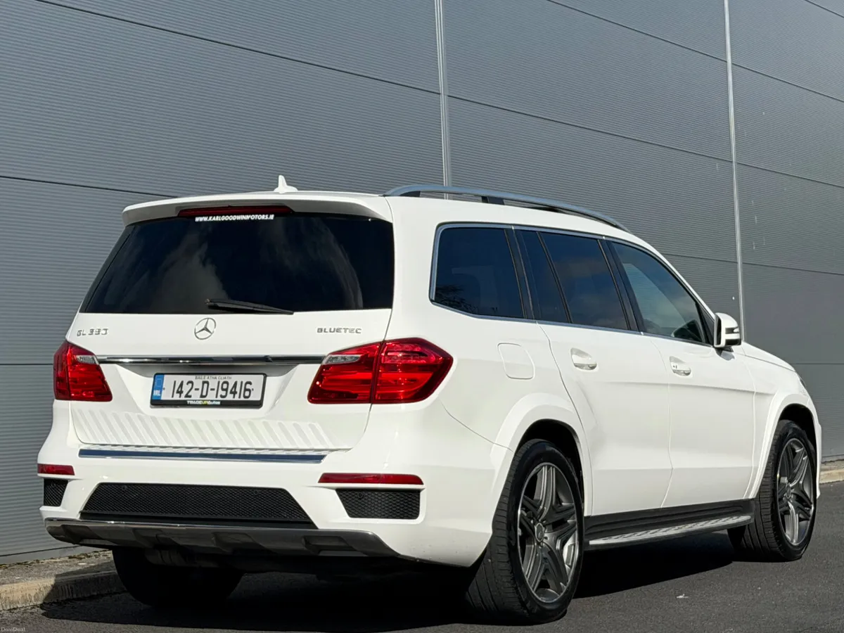 Mercedes GLS350d AMG *7seat *PanRoof - Image 3