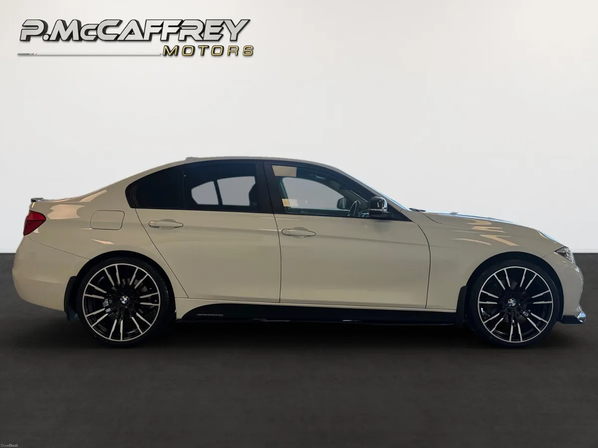 2017 BMW 320D ED PLUS F30 M-PERFORMANCE KIT LEATHE - Image 4