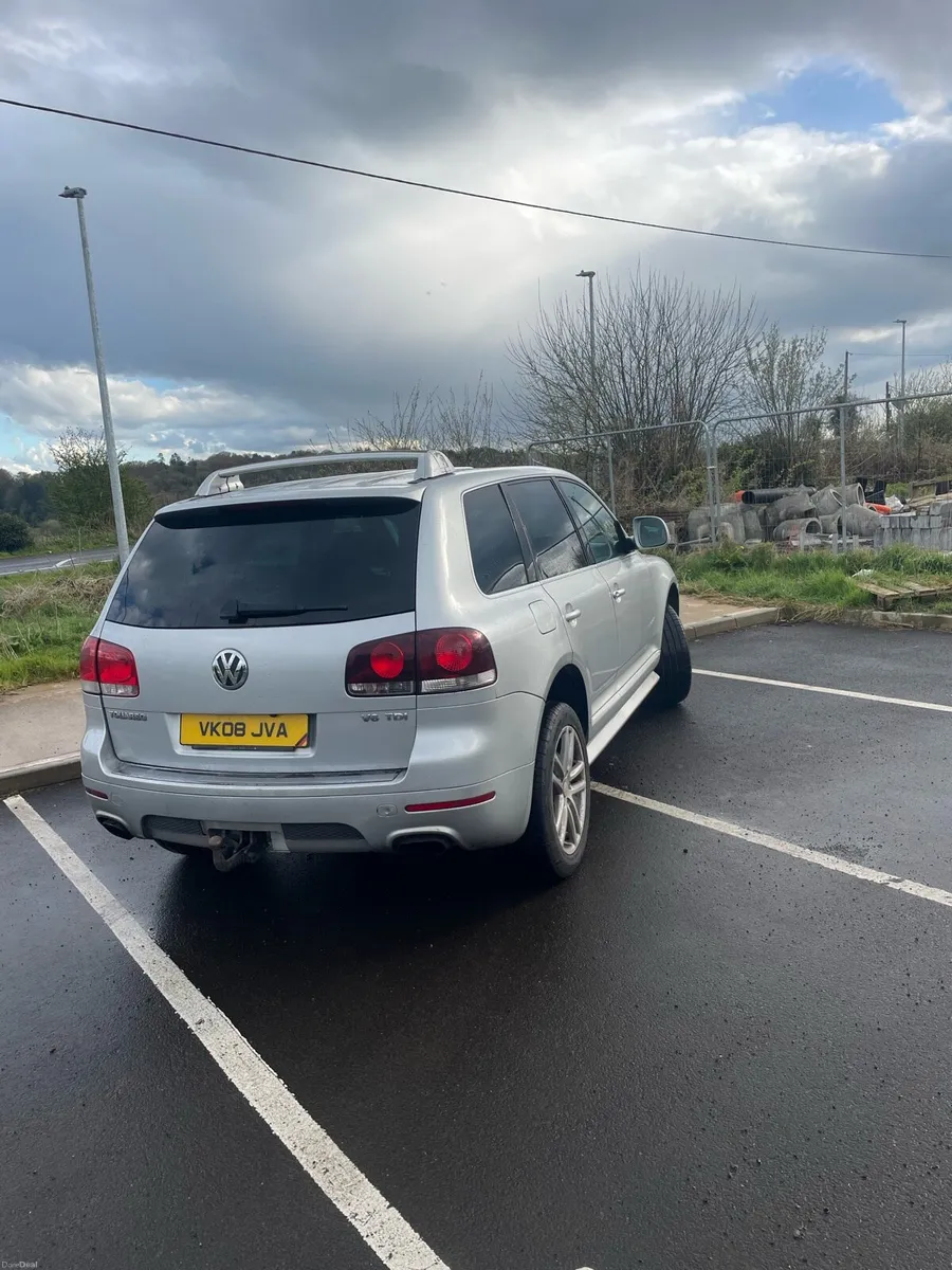 Volkswagen Touareg - Image 2