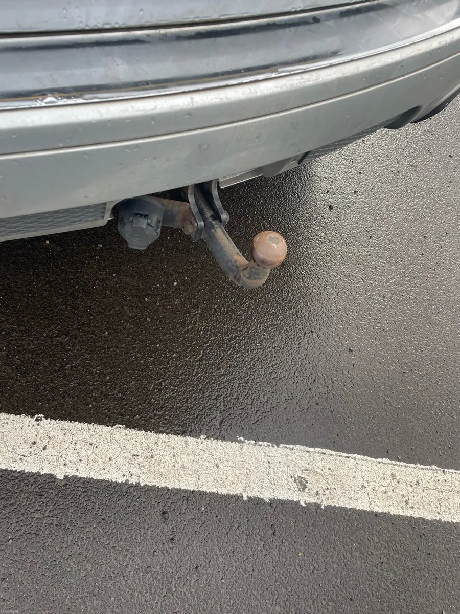 Volkswagen Touareg - Image 4