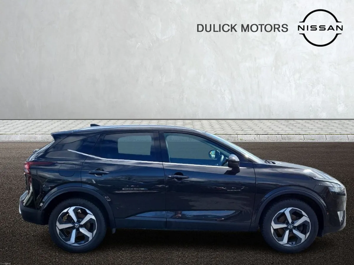 Nissan Qashqai 1.3 PET MILD HYBRID SV PREMIUM - Image 3