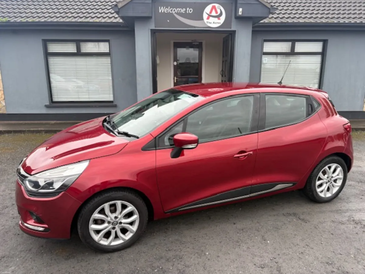 Renault Clio 2017 - Image 1