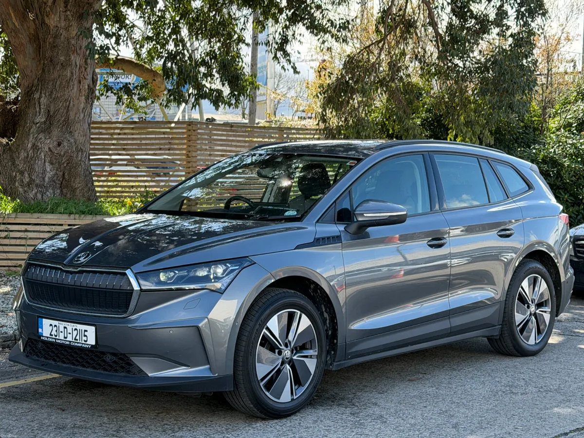 2023 Skoda Enyaq 60 iV..REAR CAMERA..2 KEYS - Image 2