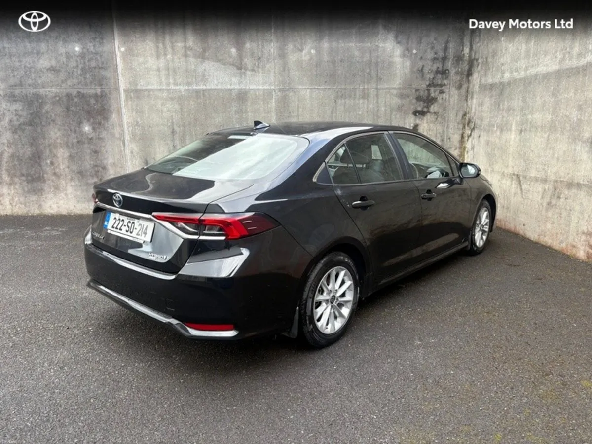 Toyota Corolla COROLLA HYBRID LUNA - Image 2