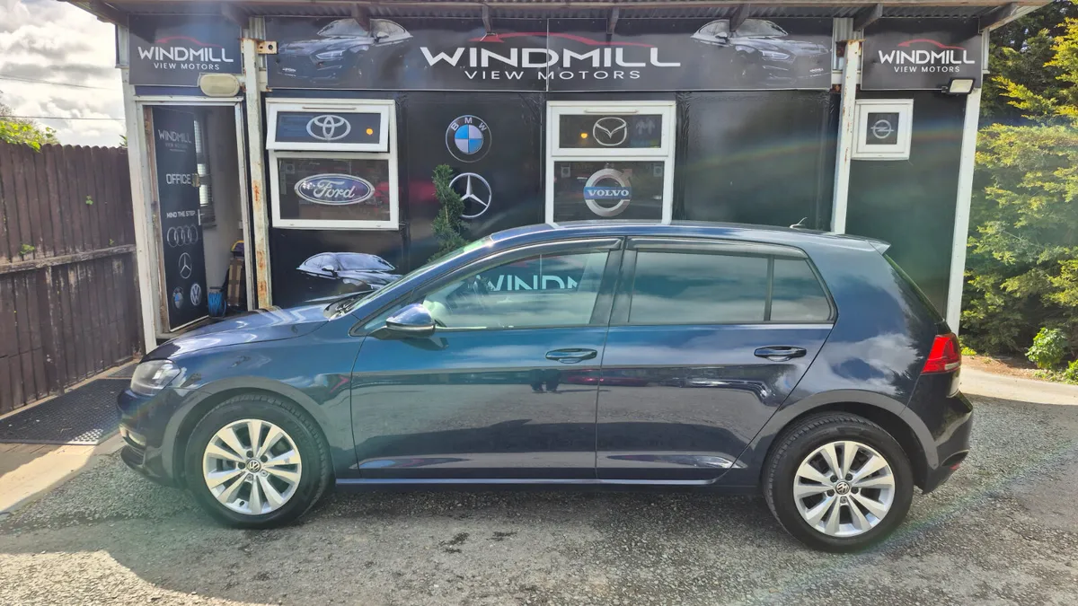 Volkswagen Golf 2015 Automatic 1.2 - Image 4