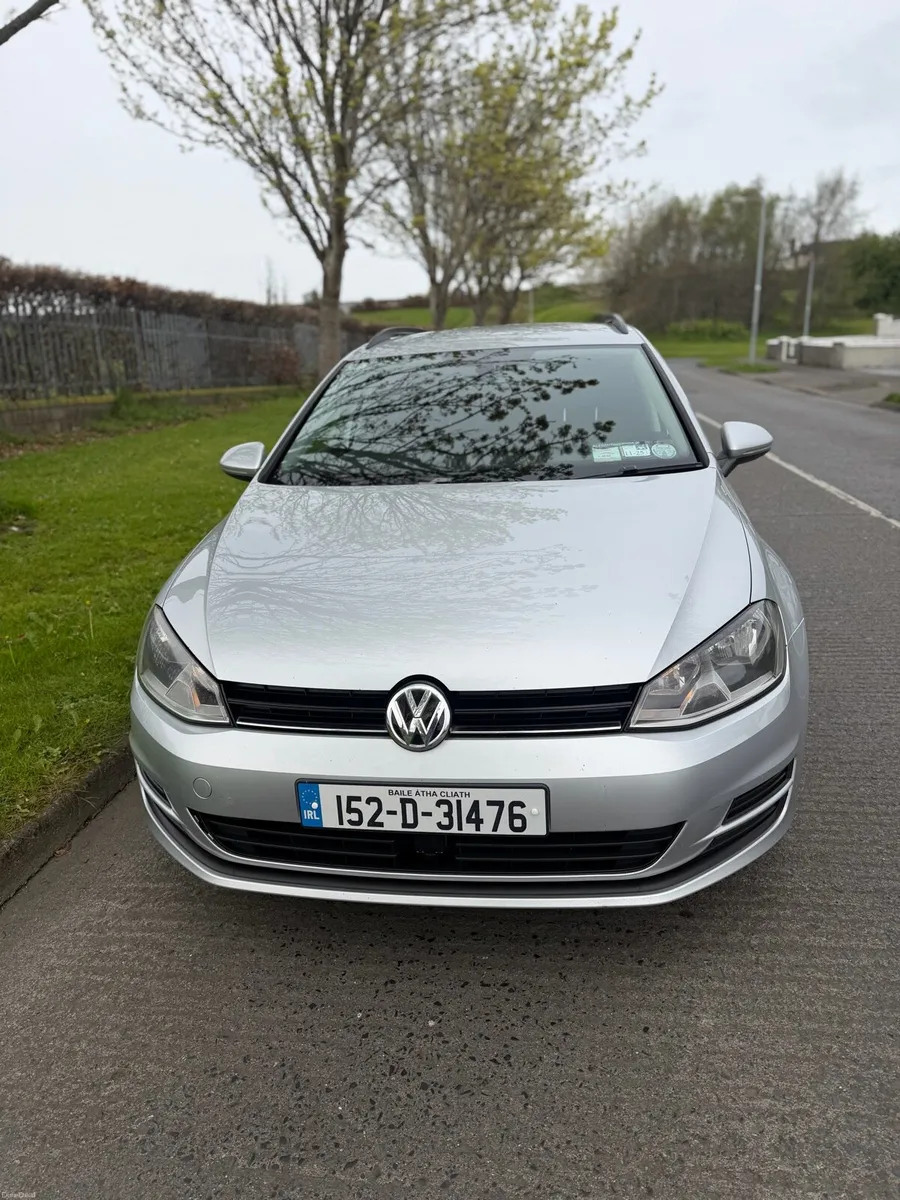 VW Golf estate - Image 1