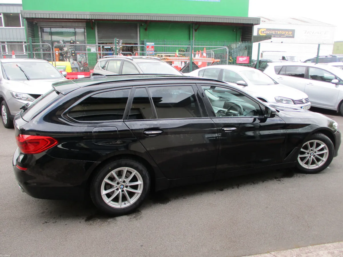 BMW  520D SE AUTO TOURING 2018 - Image 4