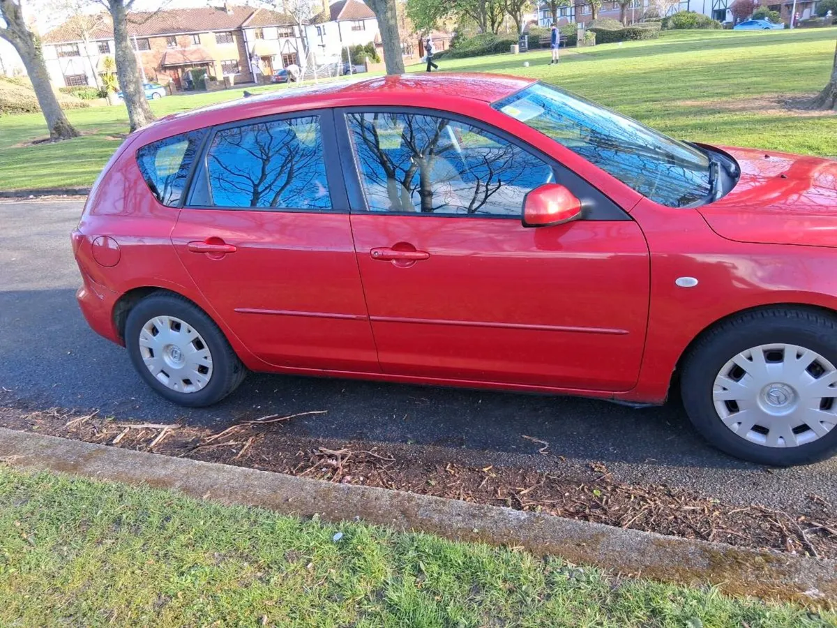 Mazda 3 2004. 1 lady owner.  NCT 12/26 €1,050 - Image 2